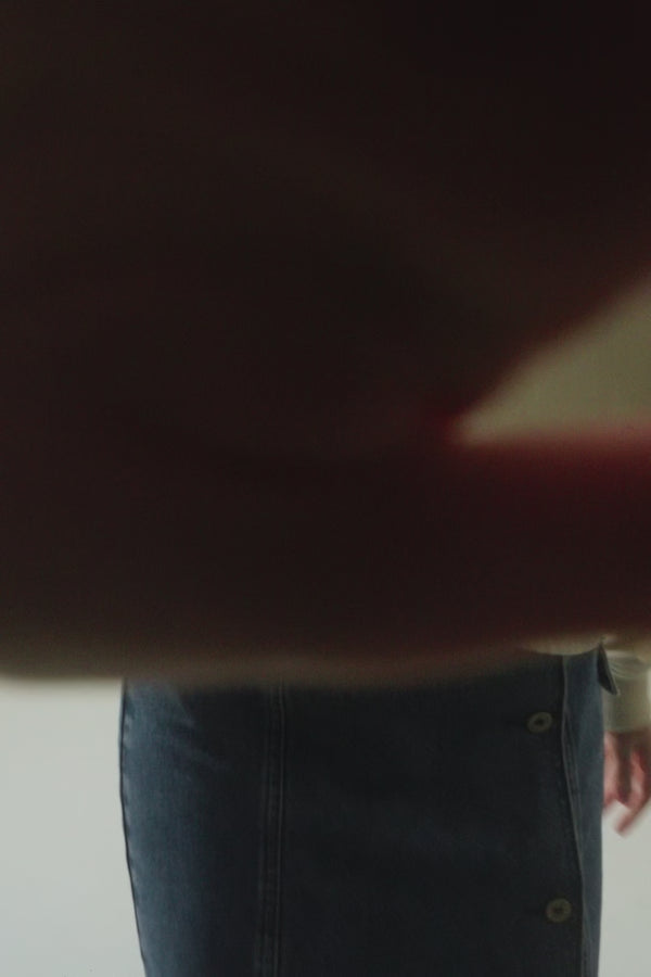 Oh April Cropped Hoodie Scribble Soft Sand