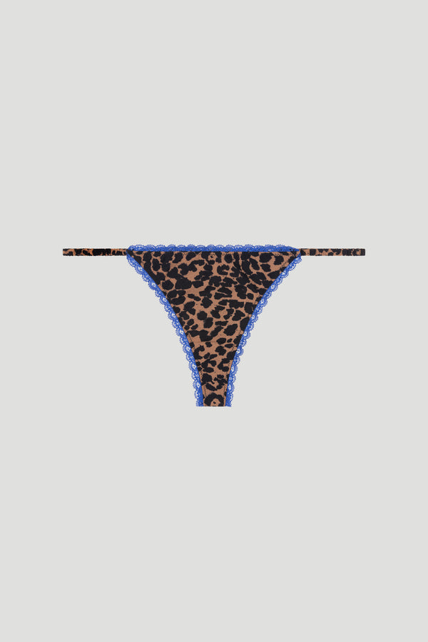 oh april Roomie String Leo