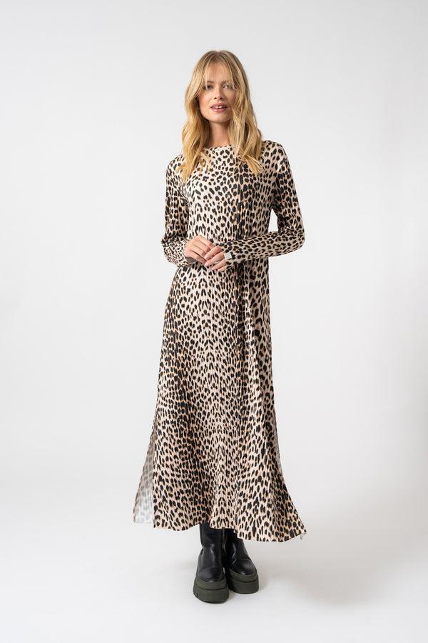 Oh April Rory Plissee Dress Leo