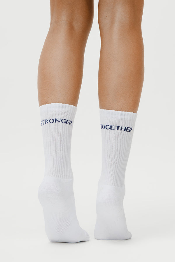 oh april Sue Socks Stronger Off White