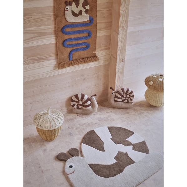 Ok Design Sally Snail On The Way Wall Rug