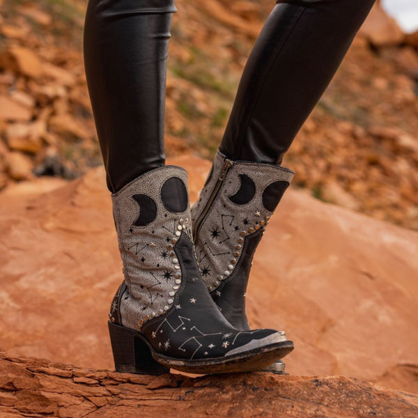 Old Gringo WRITTEN IN THE STARS - WOMEN'S