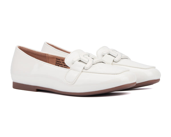 Olivia Miller Girls' Yippee Loafer