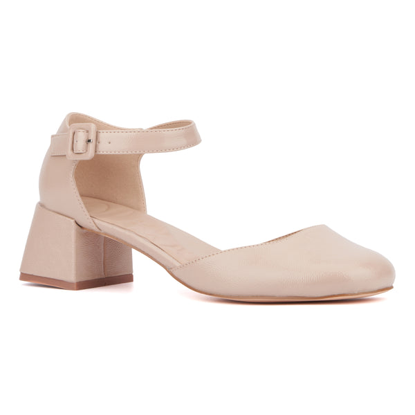 olivia miller Women's Ascendant Ankle Strap Sandal