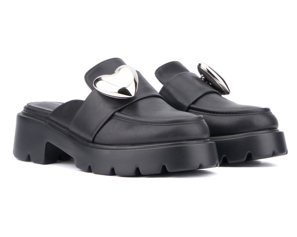 olivia miller Women's Heartless Platform Mule