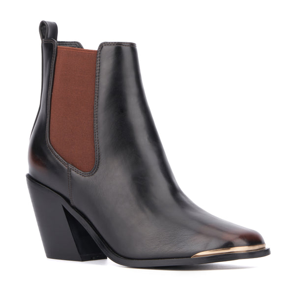 olivia miller Women's Trine Ankle Boot