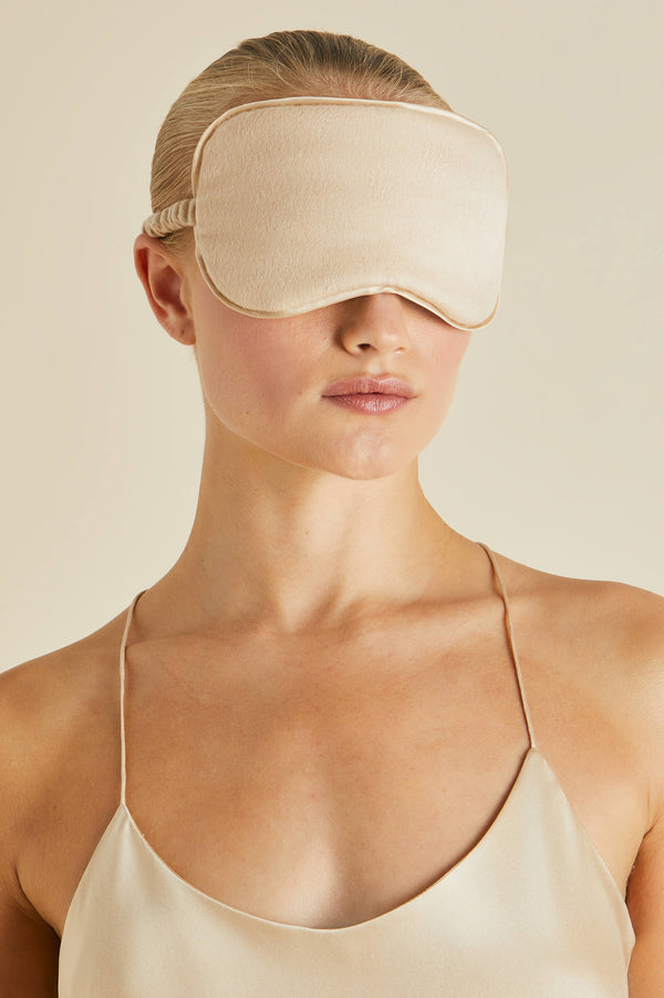 Olivia Von Halle Audrey Muscat Beige Eye Mask In Cashmere Beige