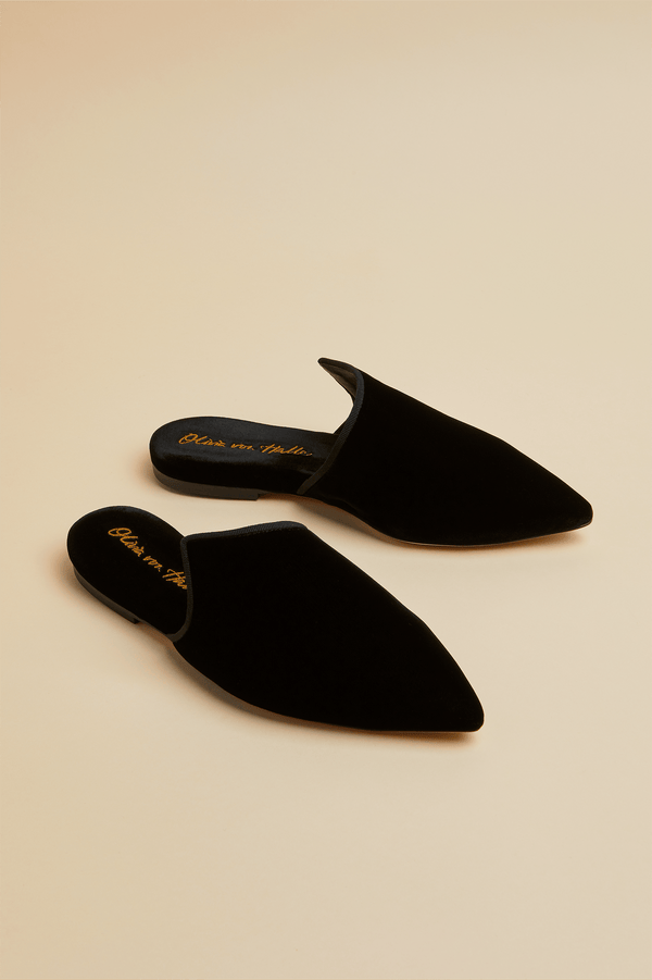 Olivia Von Halle Contessa Verona Black Slippers In Velvet