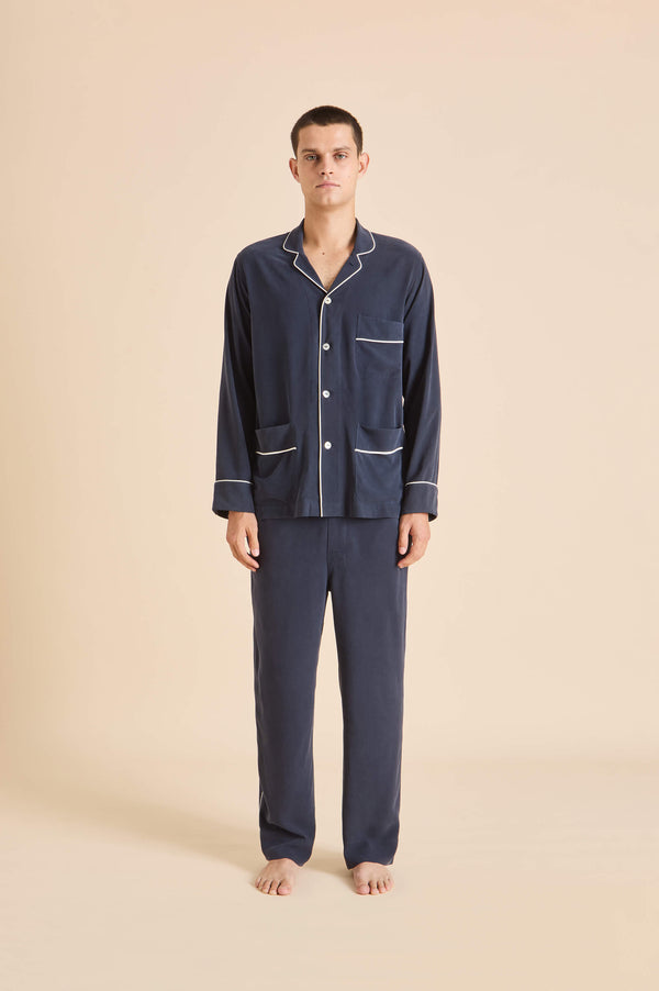 olivia von halle Laurent Navy Pyjamas in Sandwashed Silk Navy