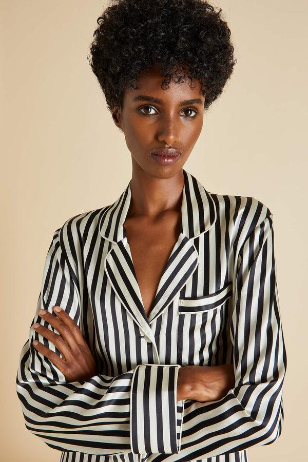 Olivia Von Halle Lila Nika Pajamas In Silk Satin Black