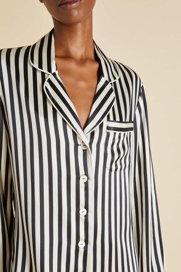 Olivia Von Halle Lila Nika Pajamas In Silk Satin Black