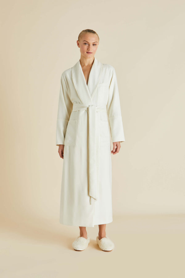 olivia von halle Logan Aspen Ivory Robe in Cashmere Ivory