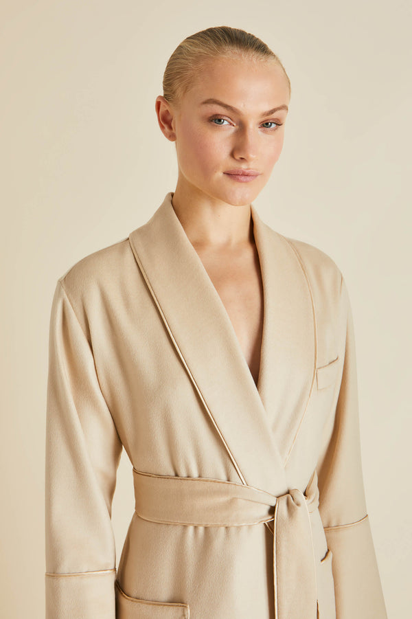Olivia Von Halle Logan Muscat Beige Robe In Cashmere Beige