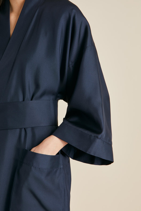 Olivia Von Halle Sabine Navy Robe In Silk Twill Navy