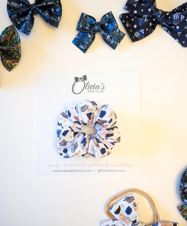 olivia's bow Freedom Scrunchie