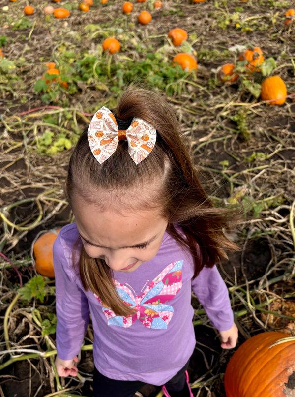 Olivia's Bow Pumpkin Pie - Classic XL Leather