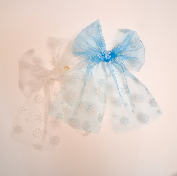 olivia's bow Snowfall Splendor MAMA Genevieve