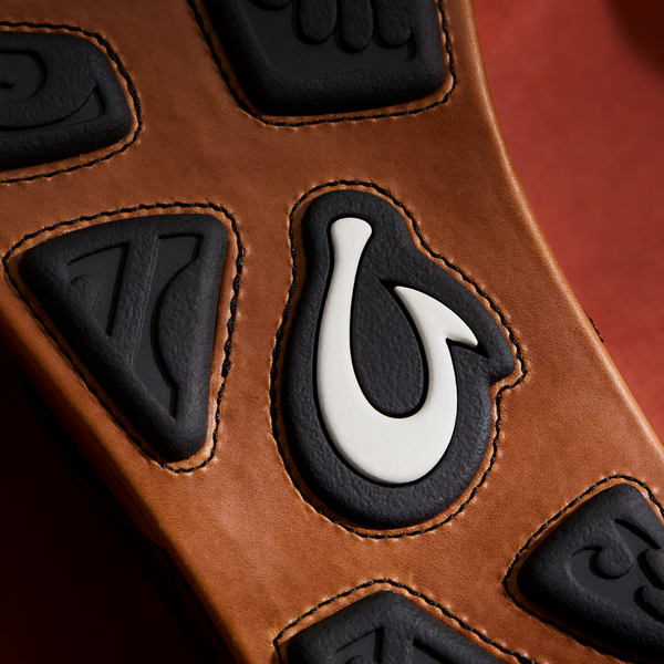 Olukai Hikianalia Dark Java