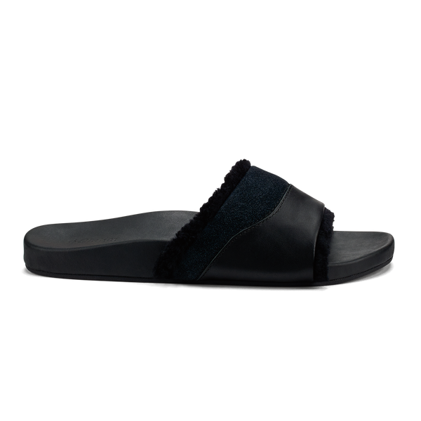 olukai Hō‘ala Slide Black