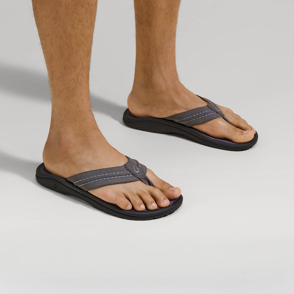 Olukai Hokua Pavement