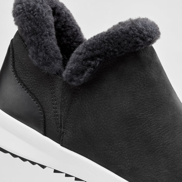 Olukai Kāmau Lava Rock