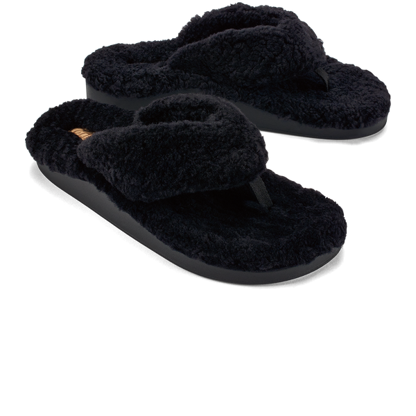 Olukai Kīpe'a Heu Black