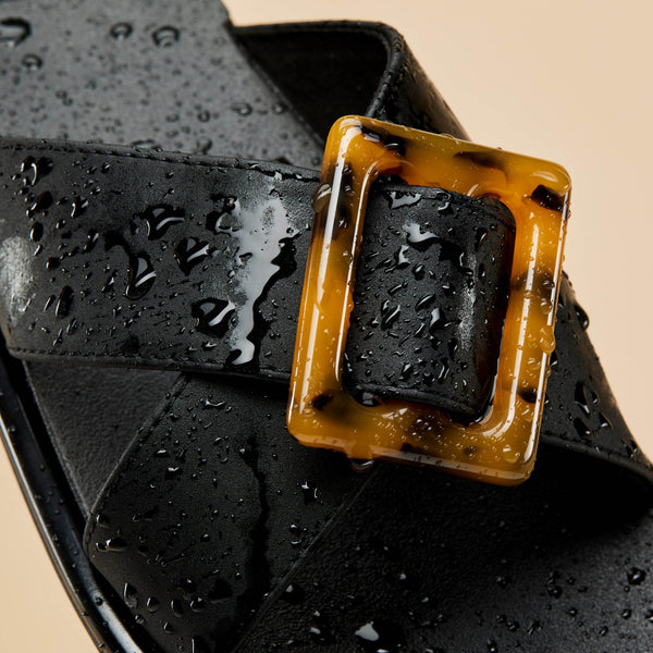 Olukai La‘i Slide Black