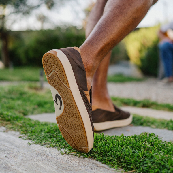 Olukai Lae'ahi Lauhala Dark Java