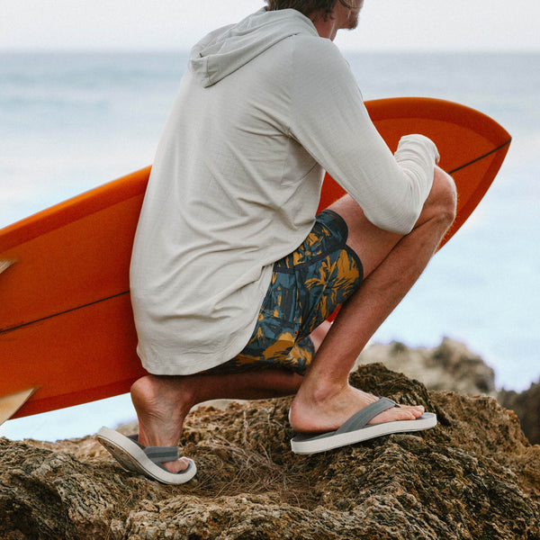 Olukai Leeward Graphite