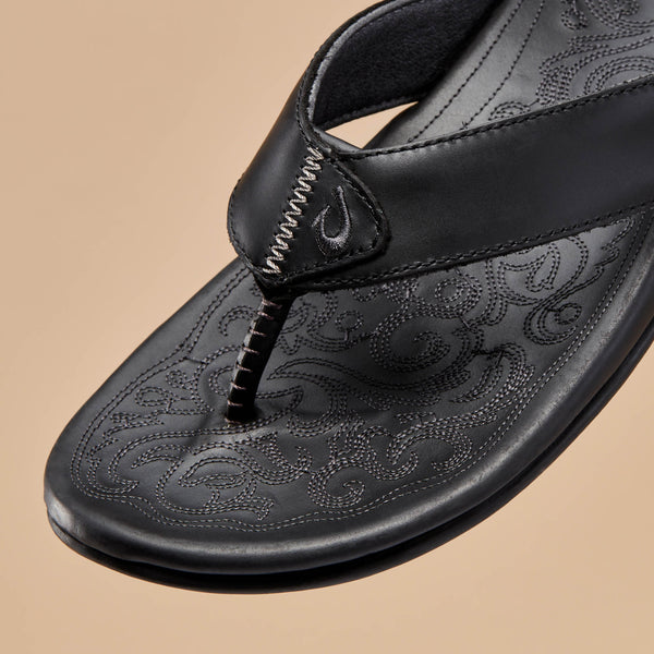 Olukai Mekila Black