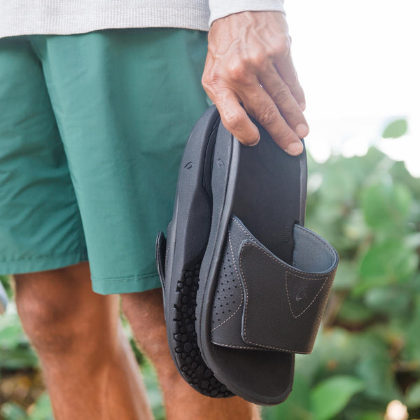 Olukai Nalu Slide Black