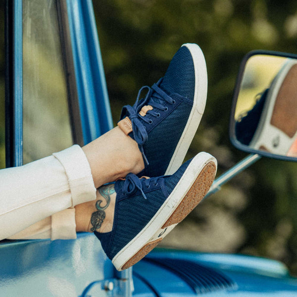 Olukai Pehuea Lī Trench Blue