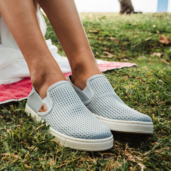 Olukai Pehuea Pale Grey
