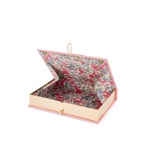 Olympia Le Tan A Sunday Afternoon On The Island Of La Grande Jatte