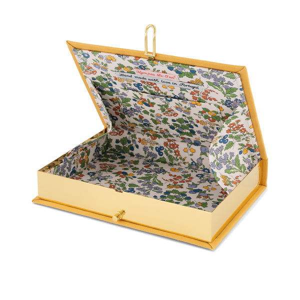 Olympia Le Tan Grimms' Fairy Tales