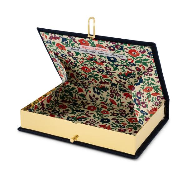 Olympia Le Tan Hamlet (Holly Dunn)