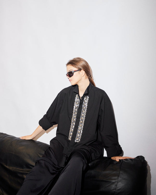 Omelia REDESIGNED SHIRT 73 BS