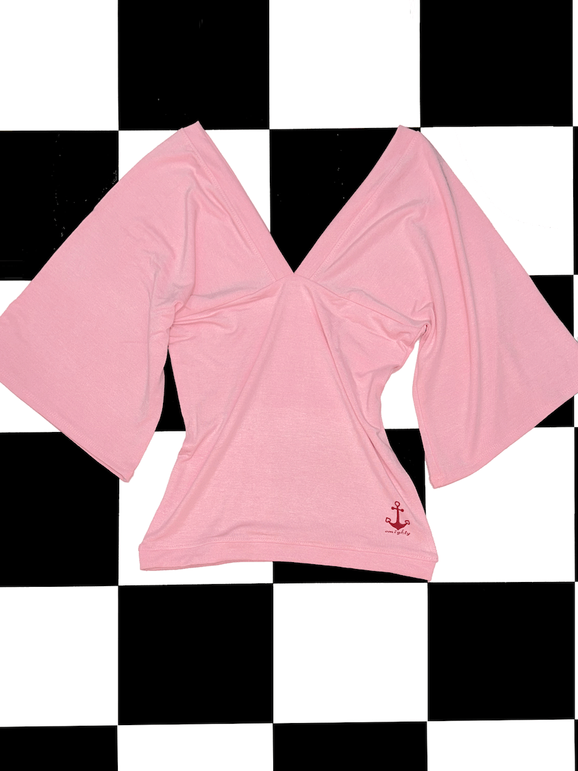 o'mighty BUTTERFLY SLEEVED V NECK IN PINK