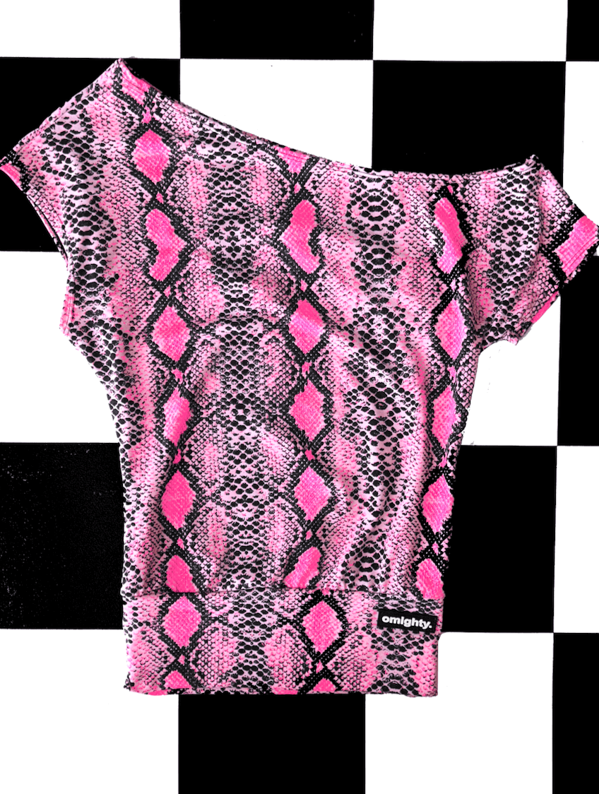 o'mighty LOGO OFFSHOULDER IN NEON PINK