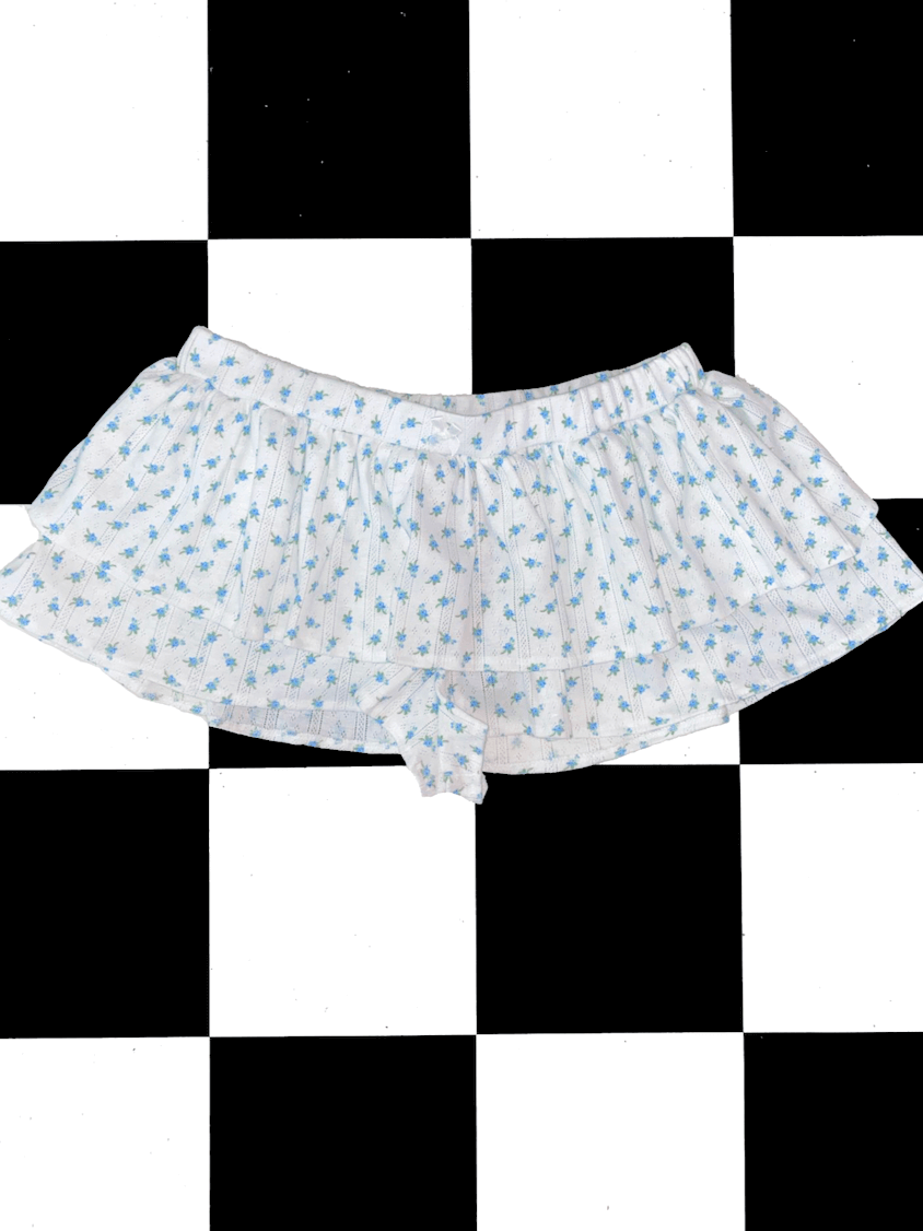 o'mighty POINTELLE TIER SKORT IN BLUE FLORAL