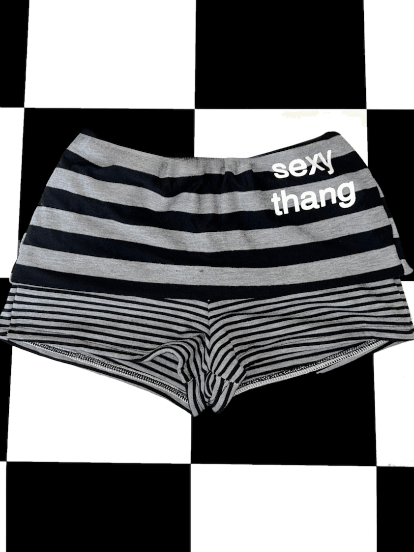 o'mighty SEXY THANG SHORT IN GREY STRIPES