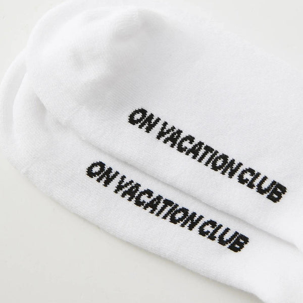 On Vacation Club Chill Tennis Socks - White