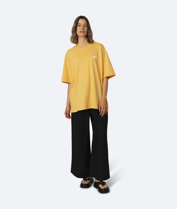 On Vacation Club Siesta T-Shirt - Yellow