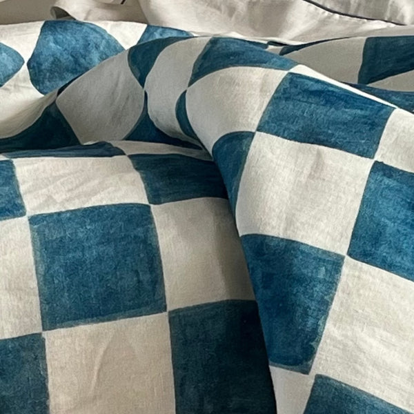 once milano linen blanket with chess printed pattern