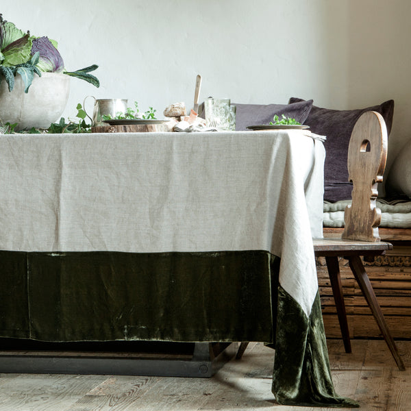 Once Milano Natural Linen Tablecloth With Velvet Border