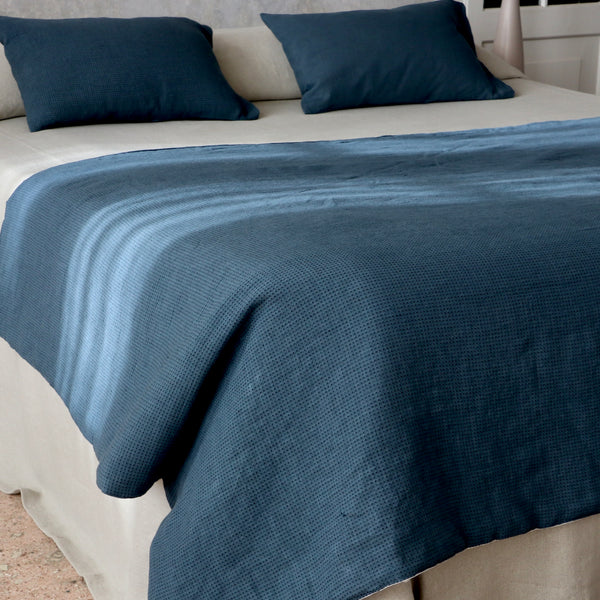 once milano dotted linen blanket