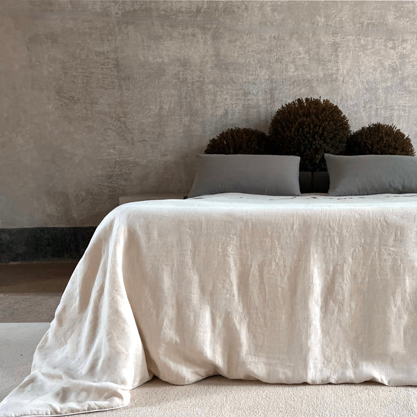 once milano linen blanket with piping - US sizes