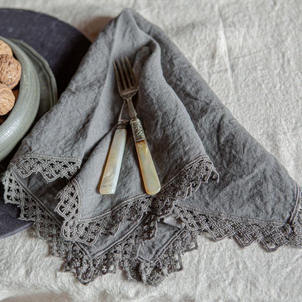 once milano napkin with macrame set of 4