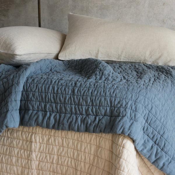 Once Milano New Wavy Linen Blanket