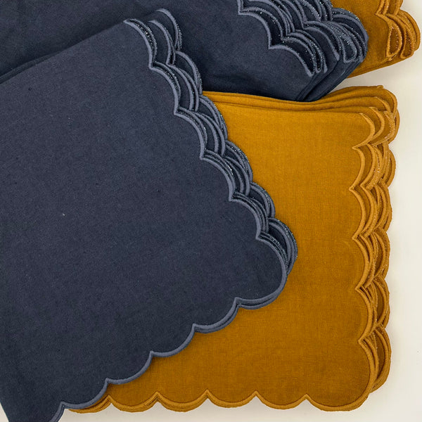 Once Milano Scalloped Napkin Set Of 4